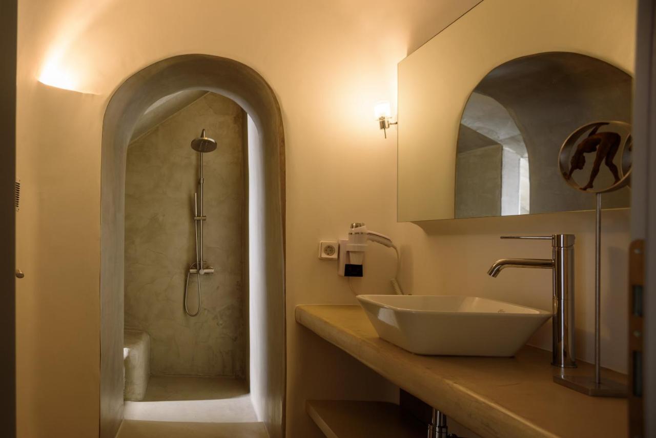 Oia Treasures Art Suites Εξωτερικό φωτογραφία