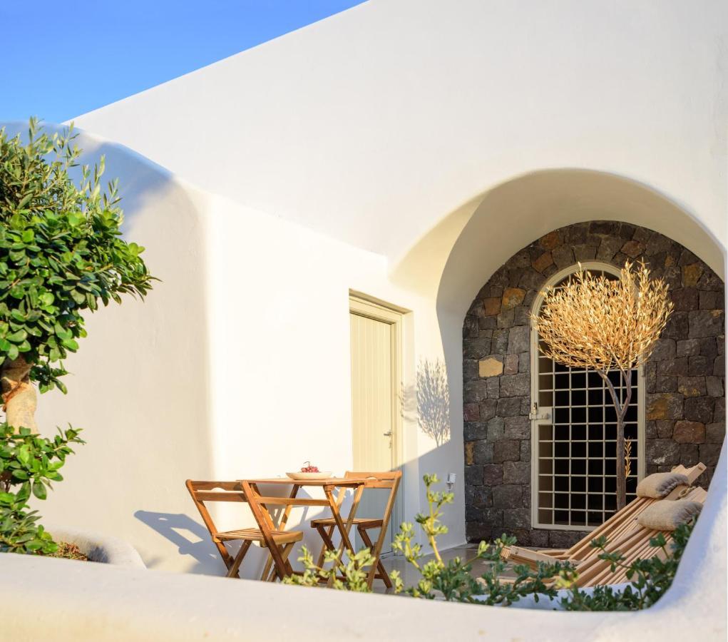 Oia Treasures Art Suites Εξωτερικό φωτογραφία