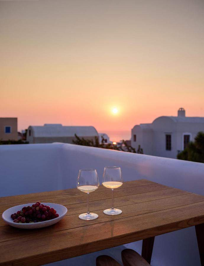 Oia Treasures Art Suites Εξωτερικό φωτογραφία