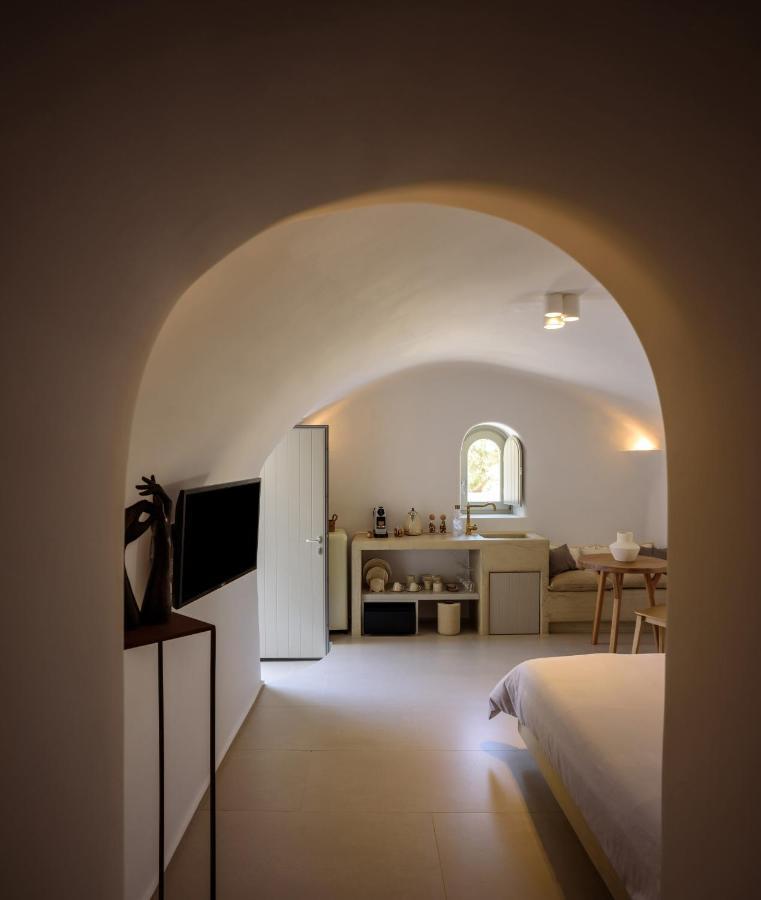Oia Treasures Art Suites Εξωτερικό φωτογραφία
