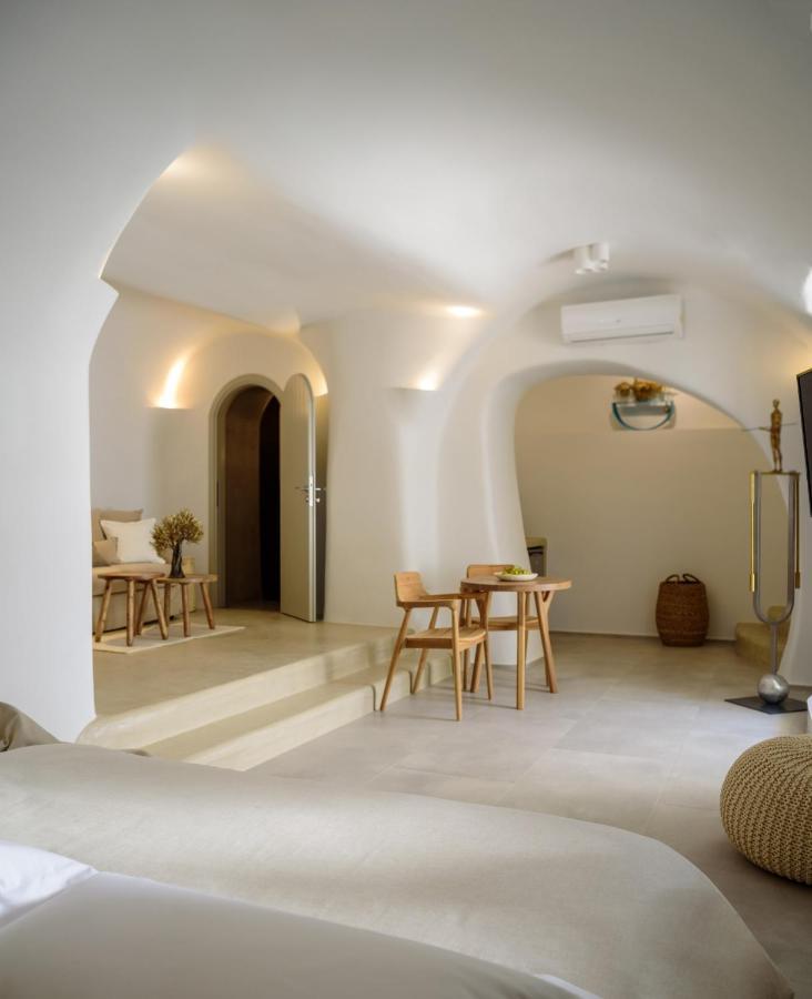 Oia Treasures Art Suites Εξωτερικό φωτογραφία