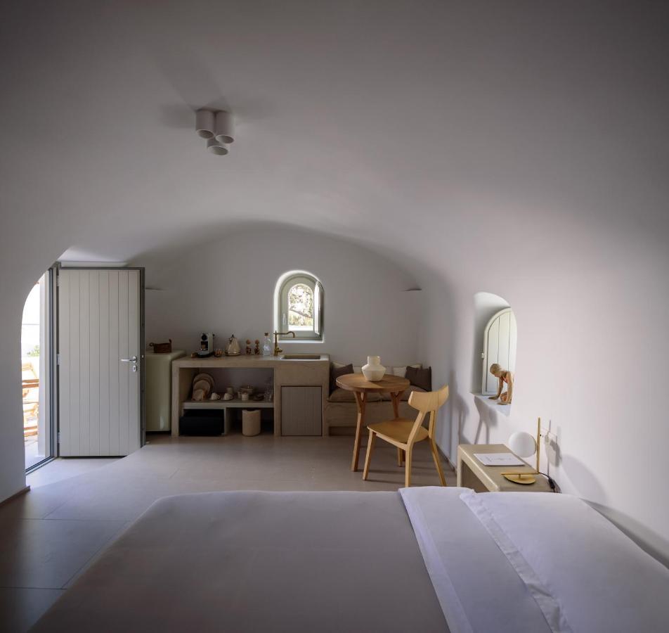 Oia Treasures Art Suites Εξωτερικό φωτογραφία